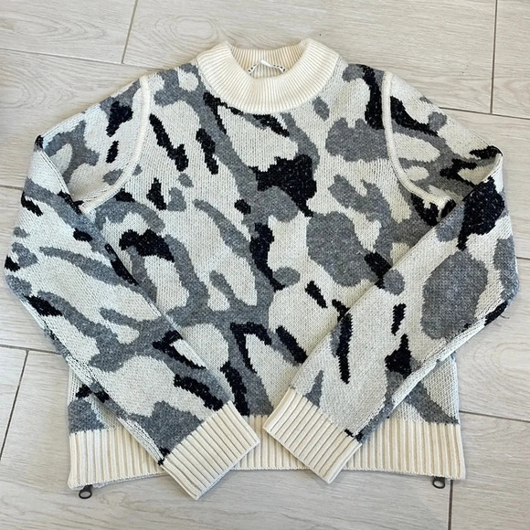 Veronica Beard Hubbard camo print zipper sweater